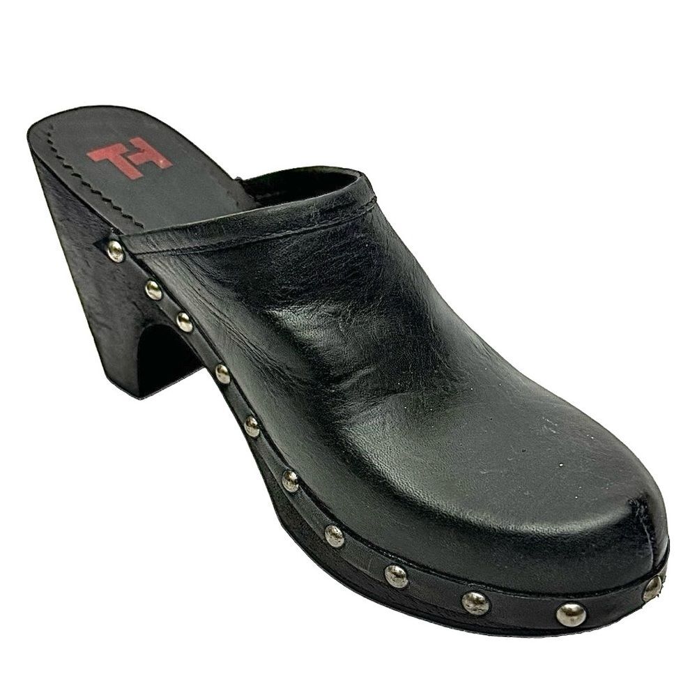 TWO T 2432 Black Leather Studded Clog Heels Size 8M Made in Brazil - Picture 2 of 10